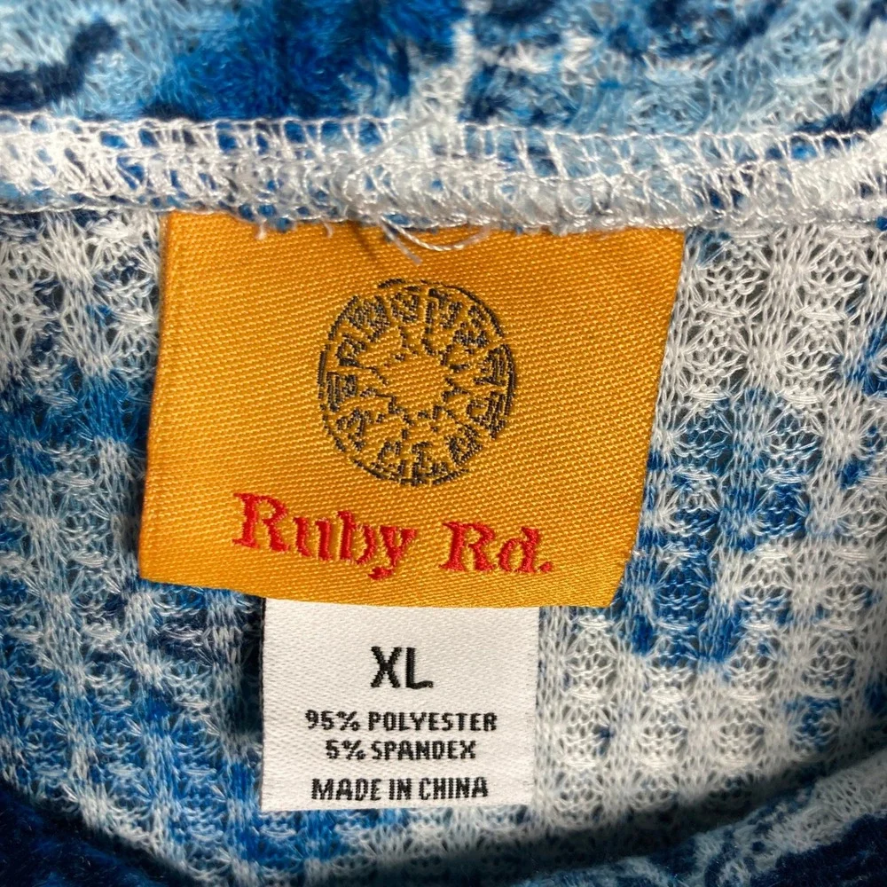 Ruby‎ Rd Tunic Top Womens XL Blue Animal Paisley Cowl Neck 3/4 Sleeve Sharkbite